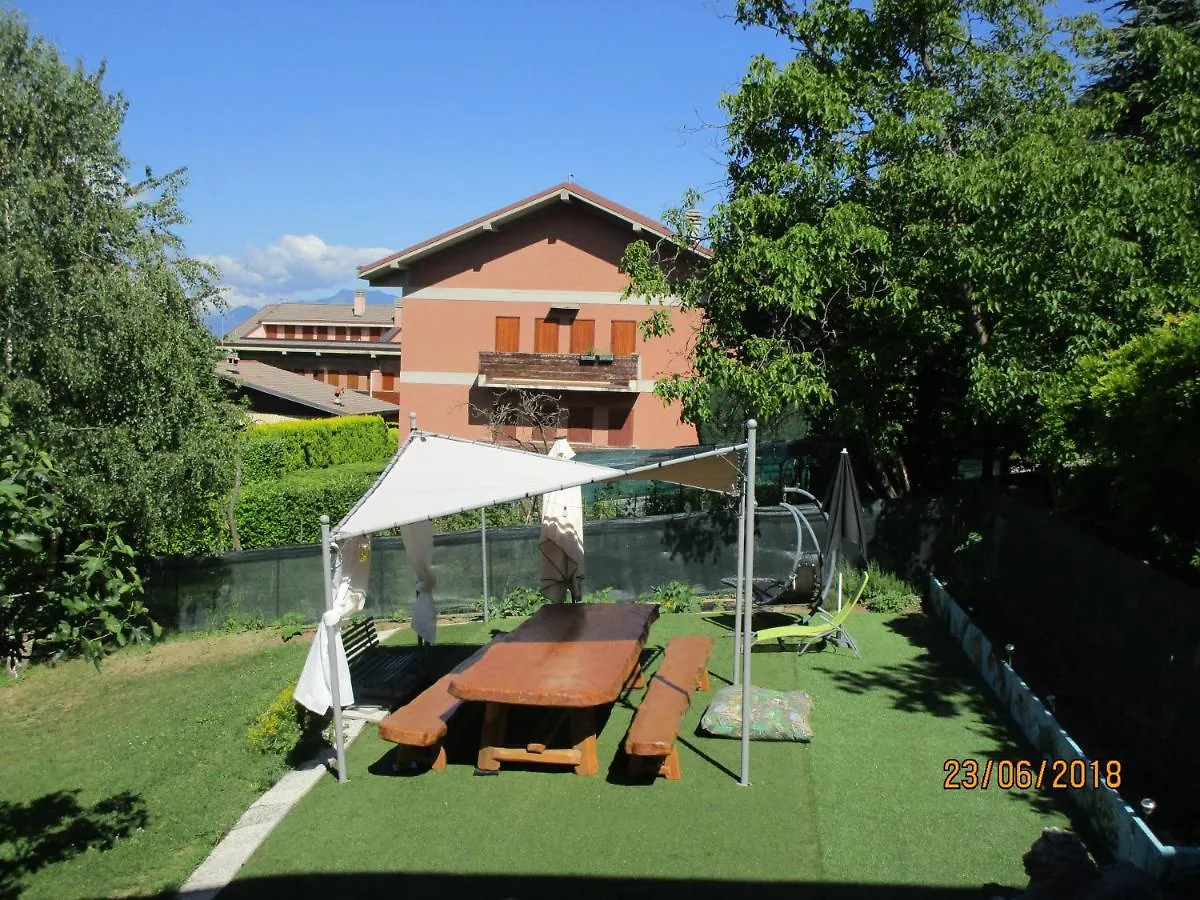 Rainbow House Apartment Esino Lario