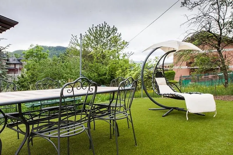 Rainbow House Apartment Esino Lario