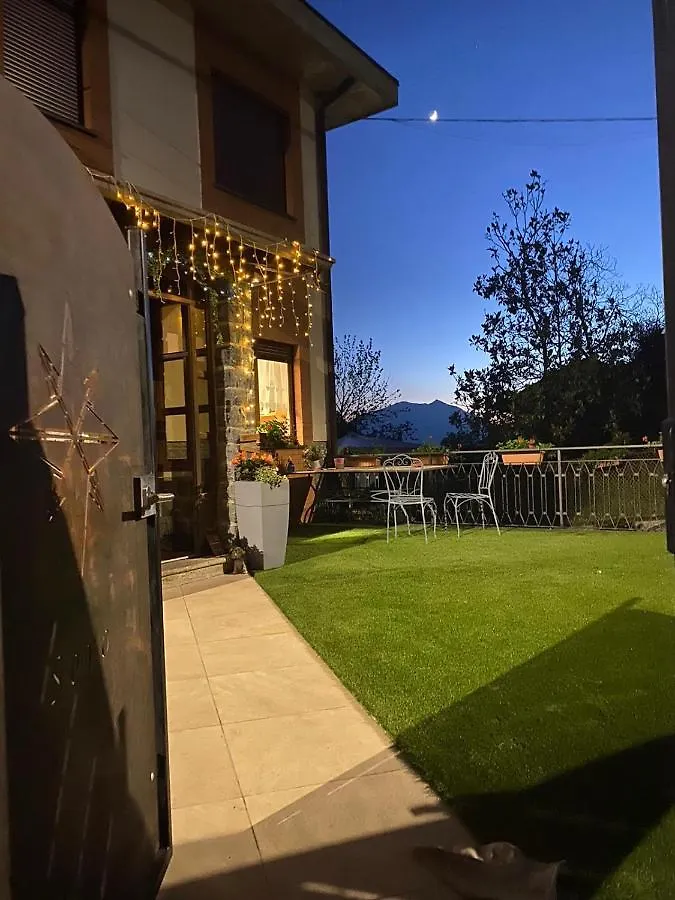 Rainbow House Apartment Esino Lario