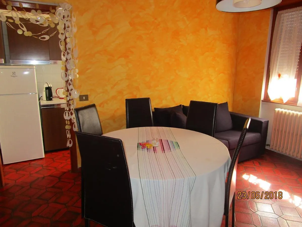 Rainbow House Apartment Esino Lario 0*,