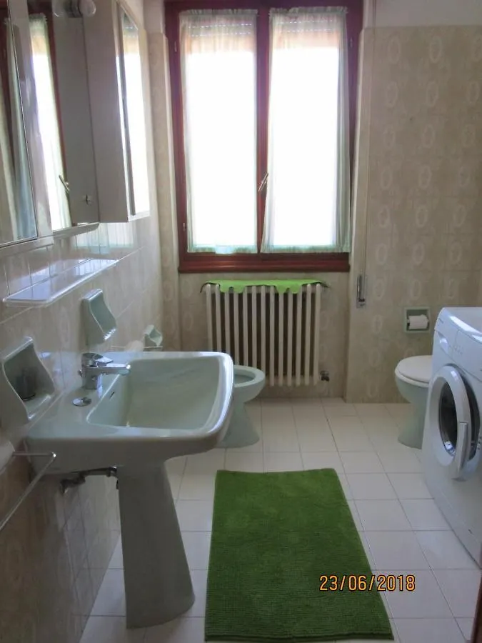Rainbow House Apartment Esino Lario