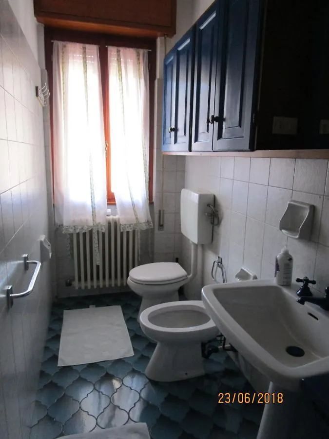 Rainbow House Apartment Esino Lario 0*,