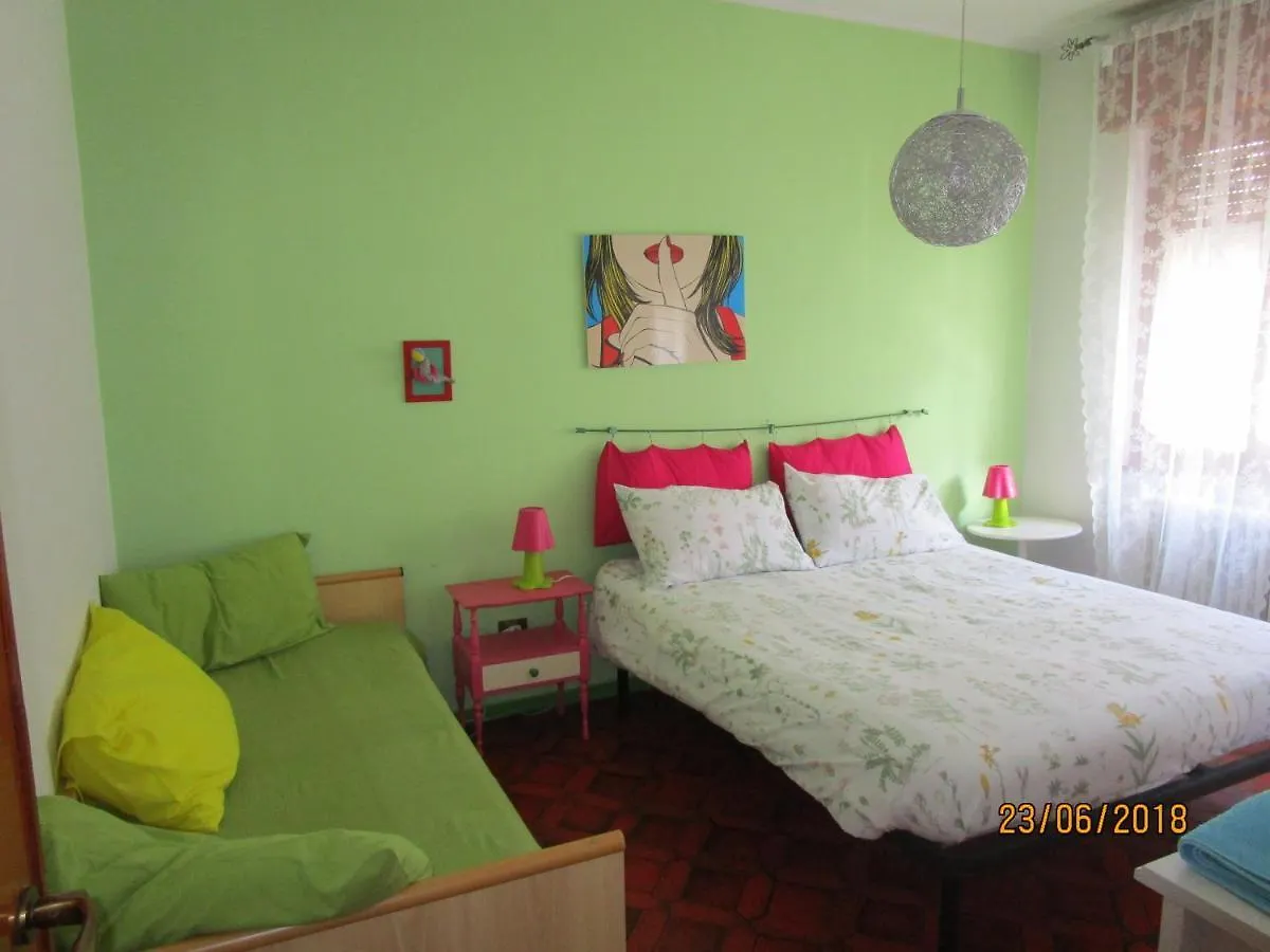 Rainbow House Apartment Esino Lario Italy